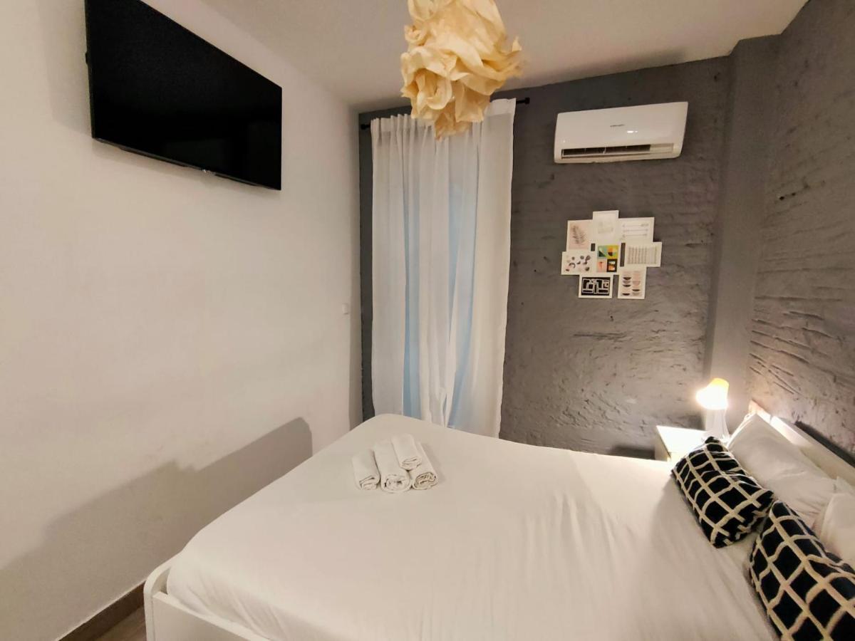Pequeno Alojamiento Con Mini Piscina - No Climatizada Valencia Exteriör bild